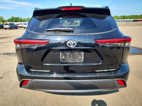 2022 TOYOTA HIGHLANDER Limited