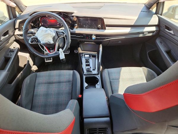 2024 VOLKSWAGEN GTI