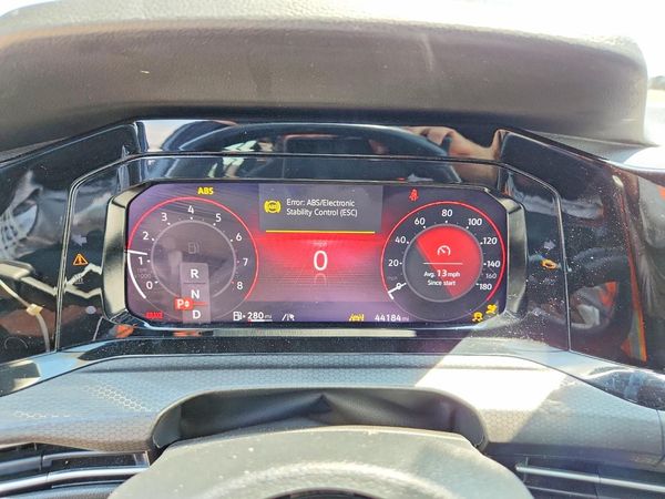 2024 VOLKSWAGEN GTI