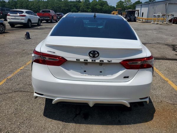 2020 TOYOTA CAMRY