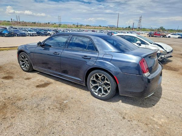 2018 CHRYSLER 300