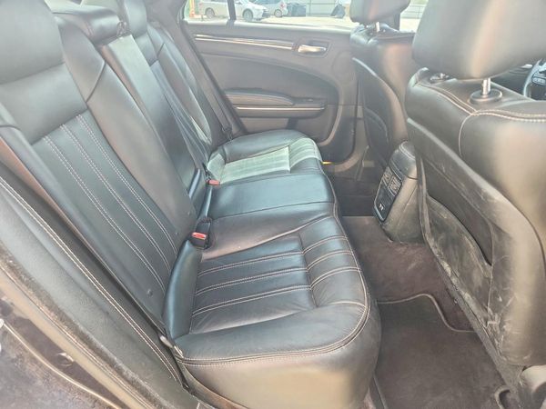 2018 CHRYSLER 300