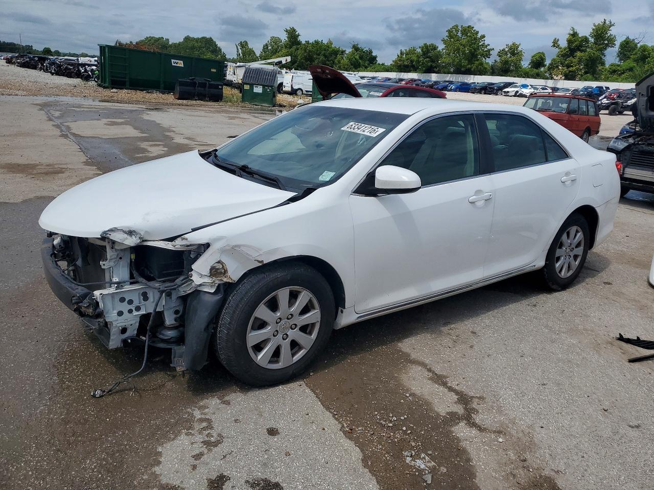 2014 TOYOTA CAMRY