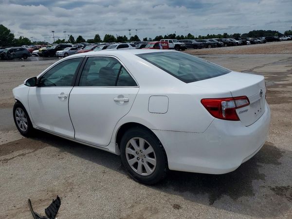 2014 TOYOTA CAMRY