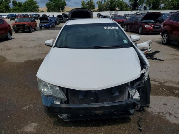 2014 TOYOTA CAMRY