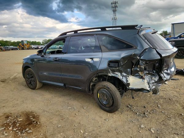 2022 KIA SORENTO S
