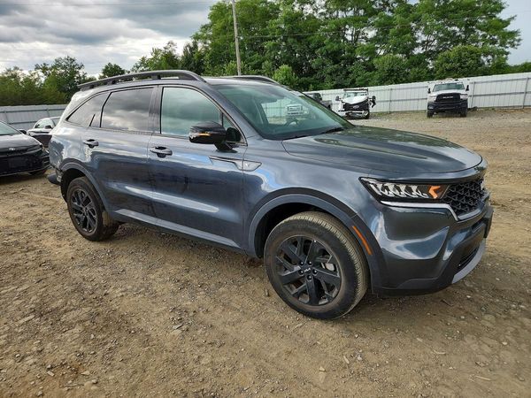 2022 KIA SORENTO S