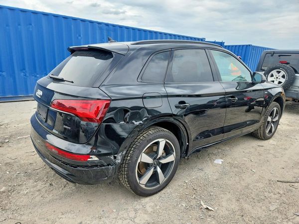 2022 AUDI Q5