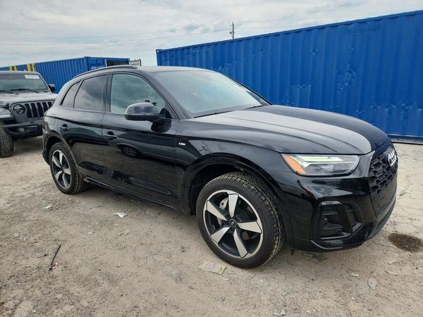 2022 AUDI Q5