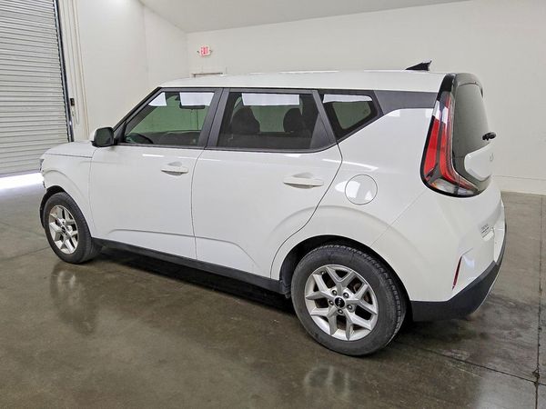 2024 KIA SOUL LX, S