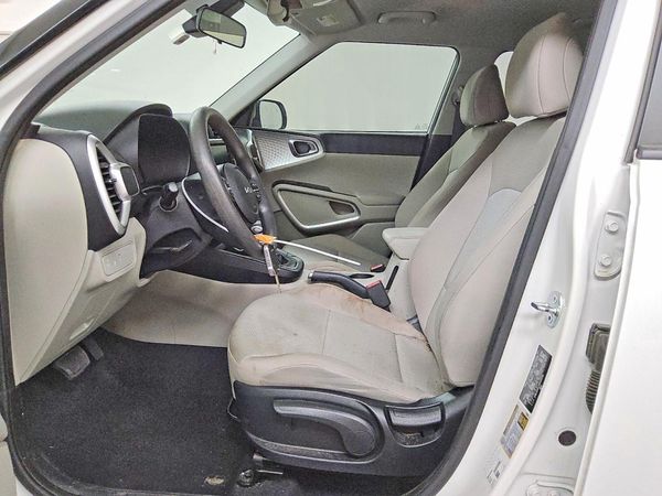 2024 KIA SOUL LX, S