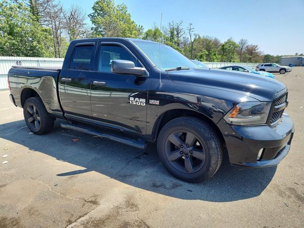 2013 RAM 1500 ST