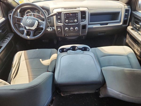 2013 RAM 1500 ST
