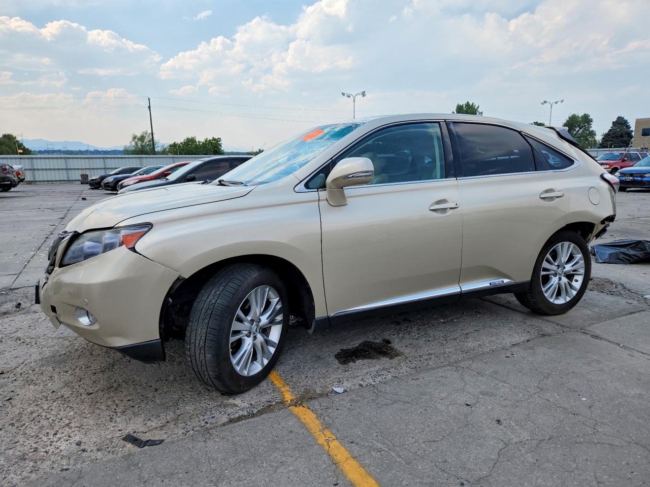 2012 LEXUS RX450 450h — Front 3/4