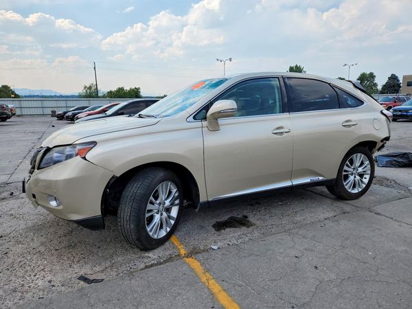 2012 LEXUS RX450 450h — Front 3/4