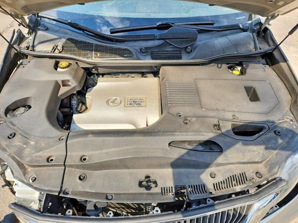 2012 LEXUS RX450 450h — Engine bay