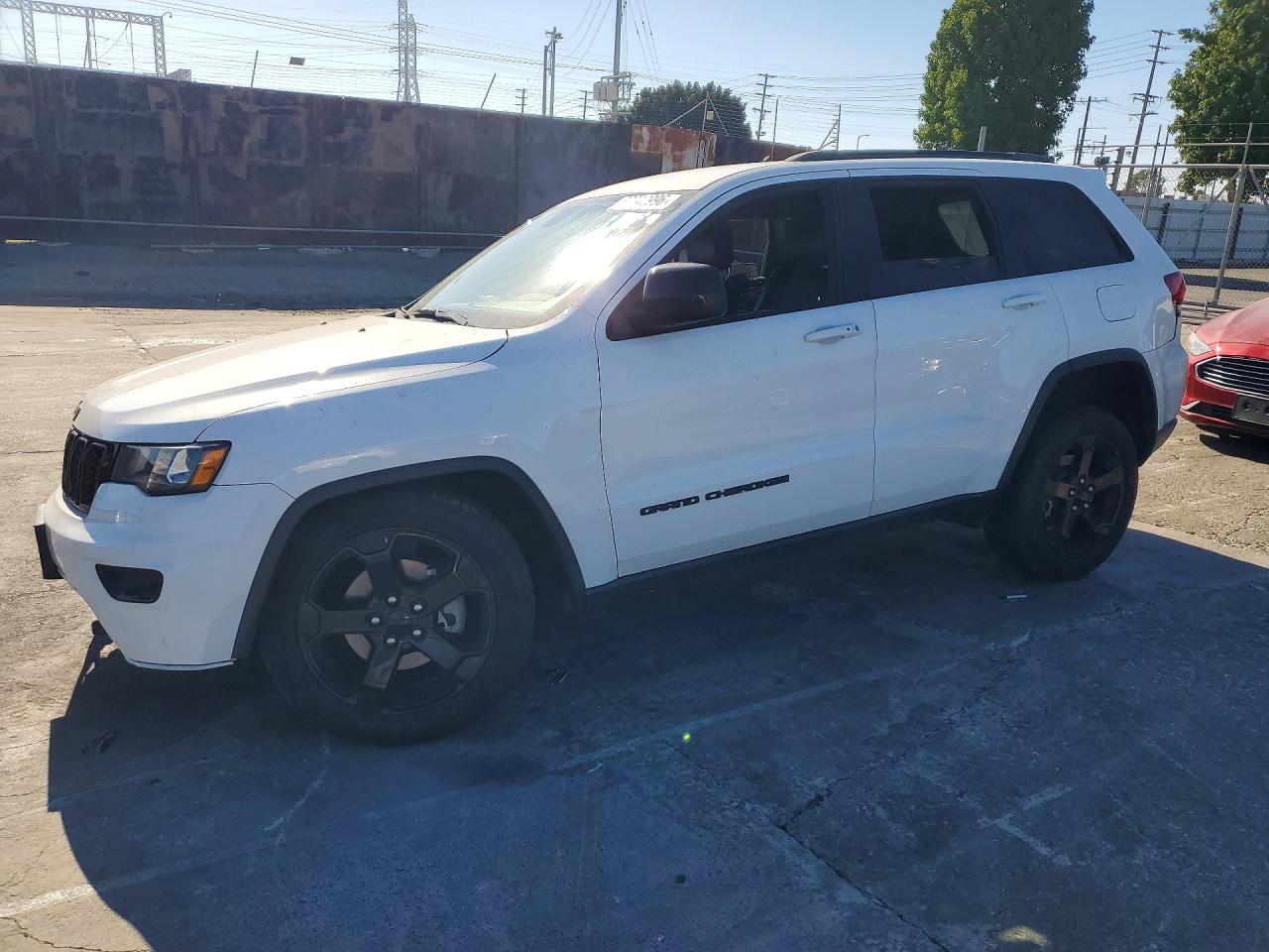 2020 JEEP GRAND CHEROKEE Laredo