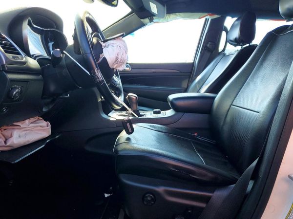 2020 JEEP GRAND CHEROKEE Laredo