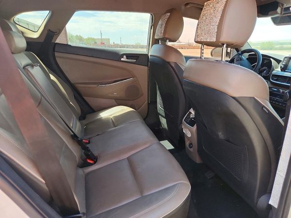 2021 HYUNDAI TUCSON