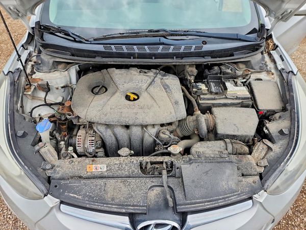 2015 HYUNDAI ELANTRA