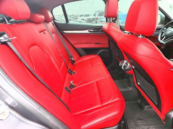 2018 ALFA ROMEO STELVIO AWD