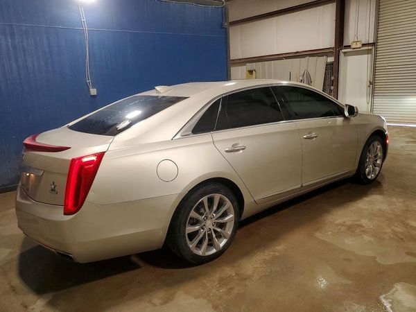 2016 CADILLAC XTS Premium