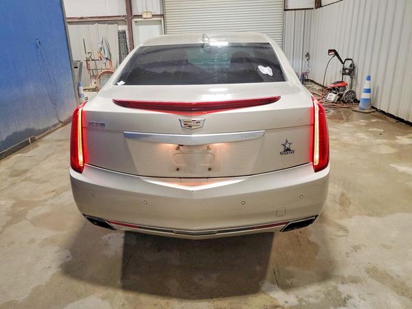 2016 CADILLAC XTS Premium