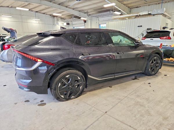 2025 KIA EV6