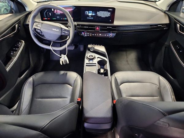 2025 KIA EV6