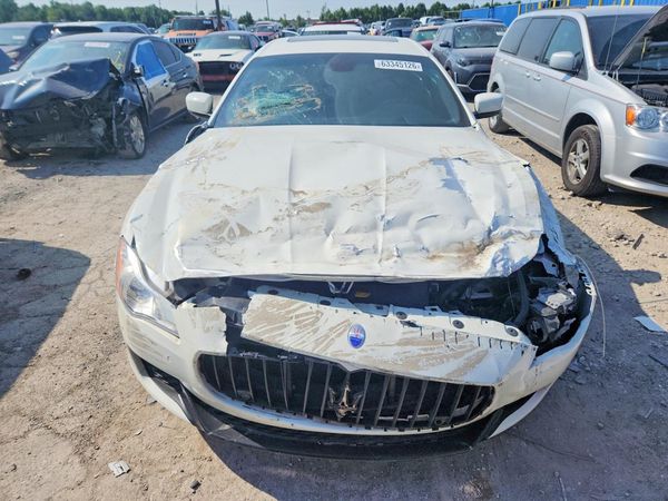 2014 MASERATI QUATTROPORTE Essence