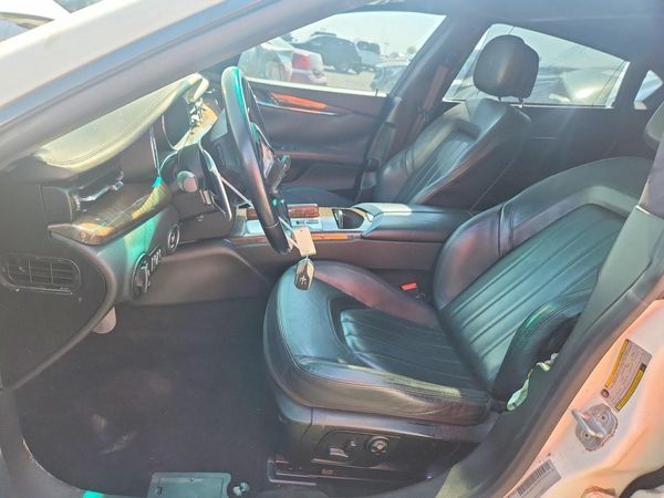 2014 MASERATI QUATTROPORTE Essence