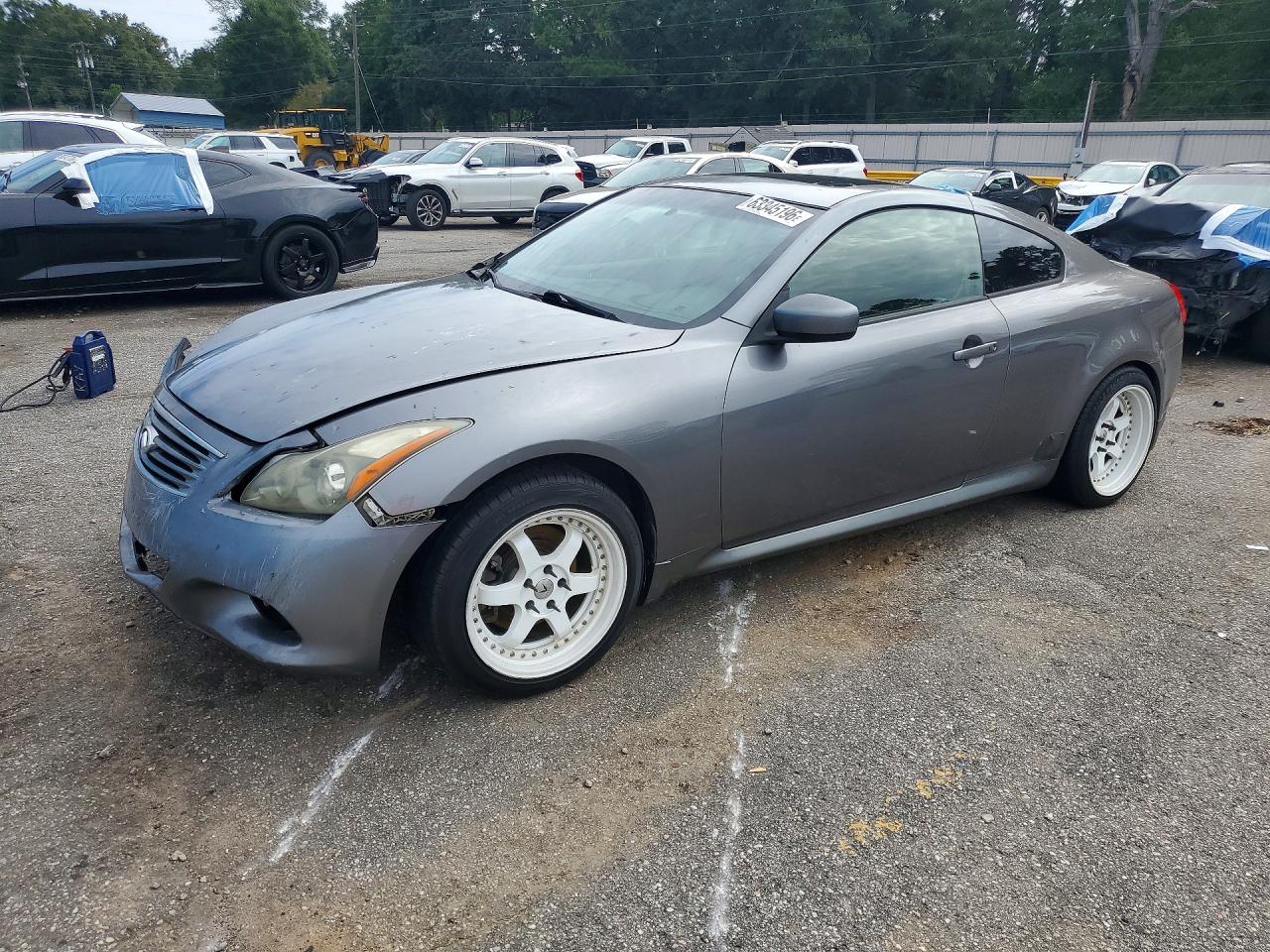 2013 INFINITI G37