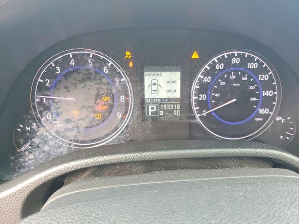 2013 INFINITI G37