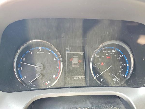 2016 TOYOTA RAV4 XLE (M Grade)