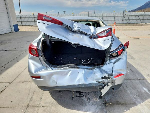 2017 MAZDA 3 Sport