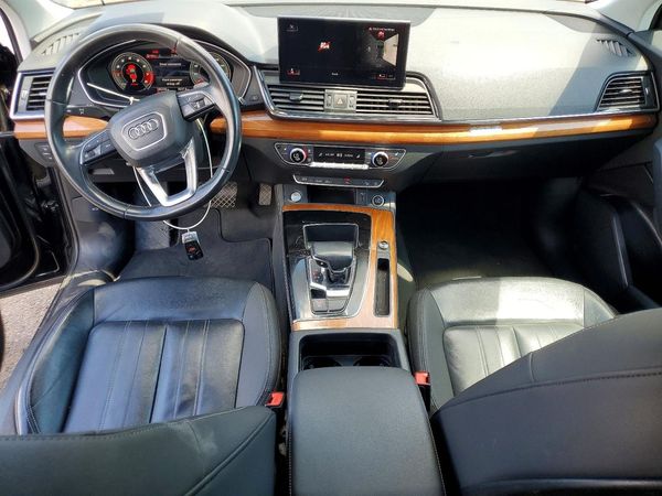 2021 AUDI Q5 quattro Premium Plus
