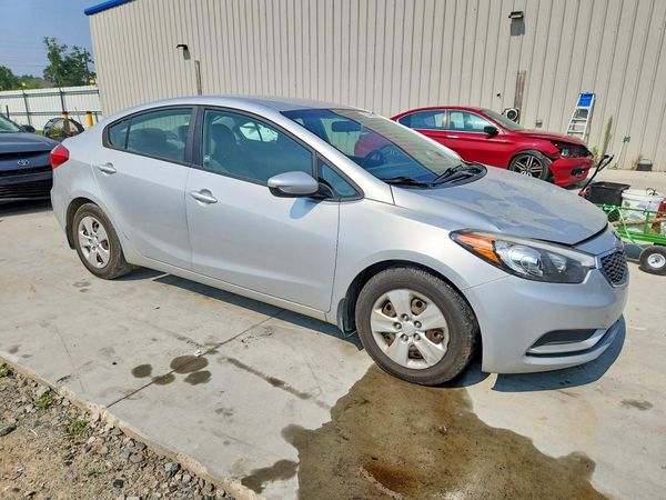 2016 KIA FORTE GL (Middle-Low Grade)