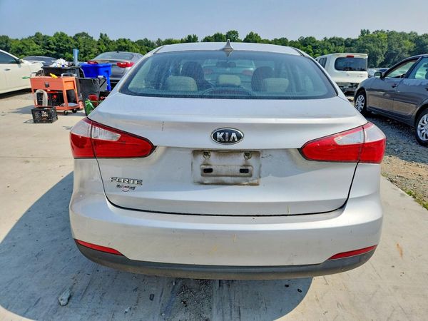 2016 KIA FORTE GL (Middle-Low Grade)