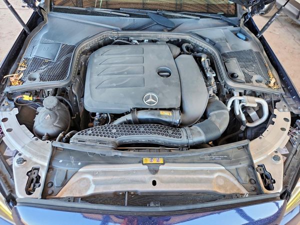 2019 MERCEDES-BENZ C C300