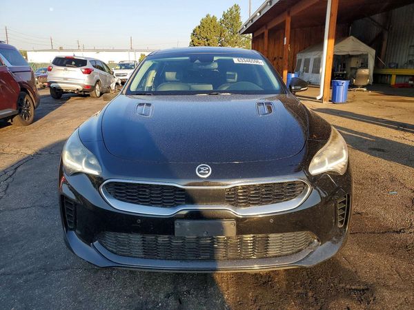 2018 KIA STINGER