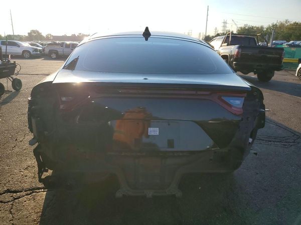 2018 KIA STINGER
