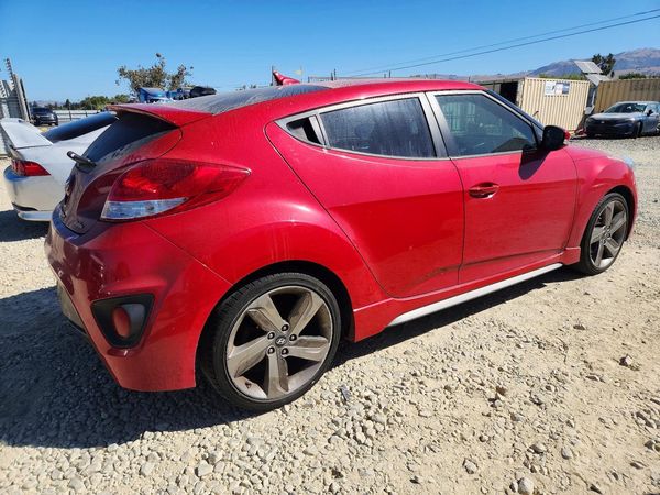 2013 HYUNDAI VELOSTER