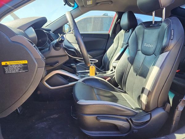 2013 HYUNDAI VELOSTER