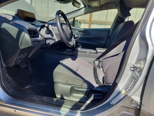 2024 TOYOTA PRIUS