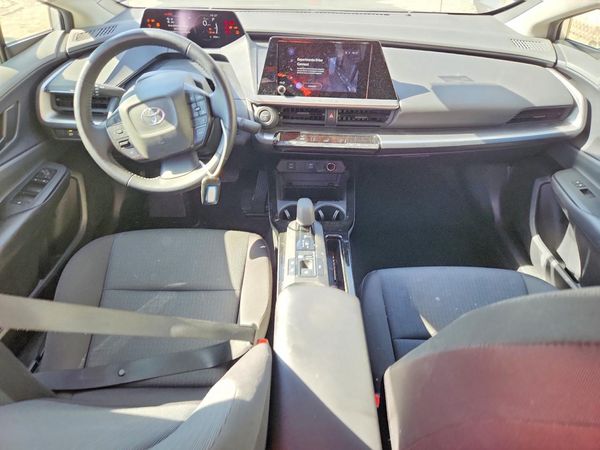 2024 TOYOTA PRIUS
