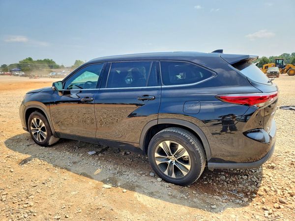 2020 TOYOTA HIGHLANDER XLE Nav