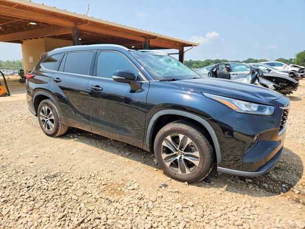 2020 TOYOTA HIGHLANDER XLE Nav