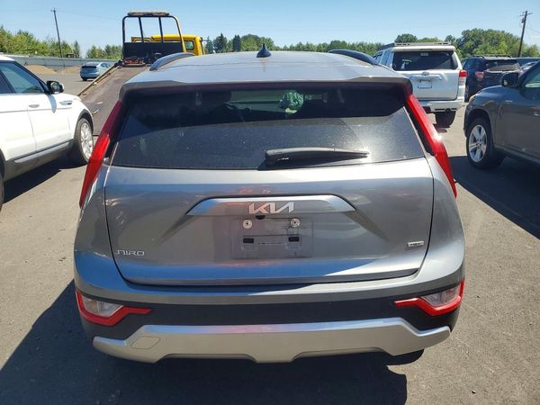 2024 KIA NIRO LX