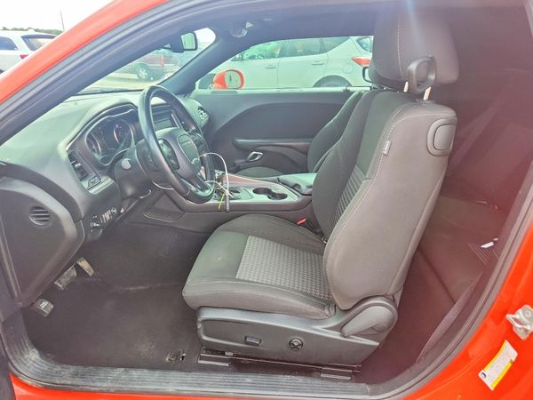 2020 DODGE CHALLENGER SXT