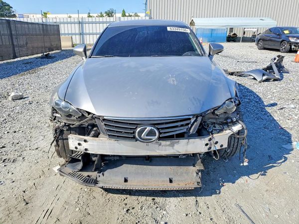 2016 LEXUS IS 200t